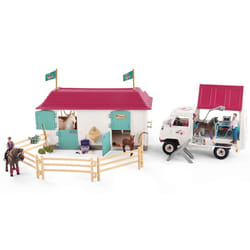 schleich HORSE CLUB Vet Visit at the Stable