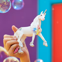 schleich BAYALA Rainbow Love Unicorn Stallion - Additional view 4