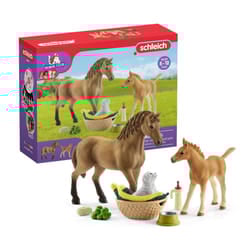 schleich HORSE CLUB Sarah's baby animal care