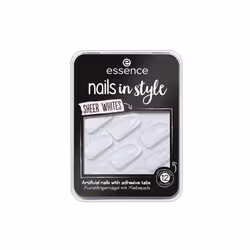 Essence nails in style
