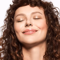 CATRICE Max It Up lip gloss 050 Beam Me Away - Additional view 6