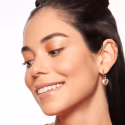 Essence Baby Got Glow 10 ml 30 Breezy Bronze - Additional view 6