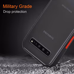 Cadorabo Case for Samsung Galaxy S10 4G Cover Matt Protection Hard Case Shockproof hard case TPU - Frosted Black - Red Keys