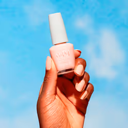 Nature Strong nail lacquer #A Clay in the Life