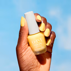 Nature Strong nail lacquer #Make My Daisy