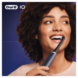 Oral-B iO Ultimate Clean 80335625 toothbrush head 2 pc(s) Black