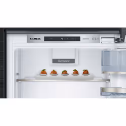 Siemens iQ500 KI81RADE0G fridge Built-in 319 L E White