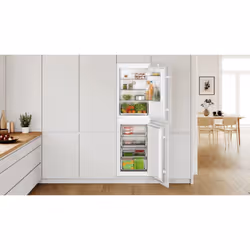 Bosch Serie 2 KIN85NSF0G fridge-freezer Built-in 249 L F White