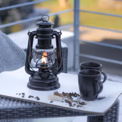 Feuerhand Baby Special 276 Fuel powered camping lantern