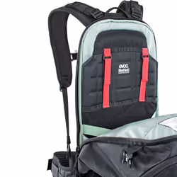 EVOC FR Trail E-Ride 20 L Black - Additional view 6