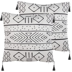 Set of 2 Decorative Cushions SCHEFFLERA Velvet 45 x 45 cm White Geometric Pattern
