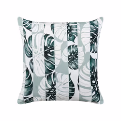 Set of 2 Outdoor Cushions Leaf Pattern 45 x 45 cm Green TERMINI