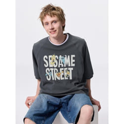 Gu By Uniqlo Sweat Tee  5 Sleeve  Sesame Street - 08 DARK GRAY/XXL