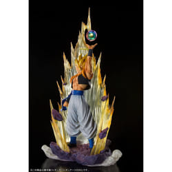 Bandai - Figurine DBZ - Super Saiyan Gogeta Fusion Reborn Figuarts Zer