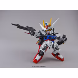 Bandai SD Gundam EX Standard Aile Strike Gundam Model Kit