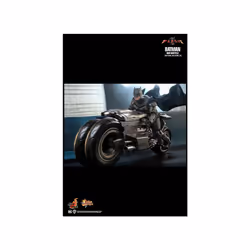 Figure Hot Toys MMS705 - DC Comics - The Flash - Batman & Batcycle - Additional view 2
