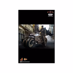 Figure Hot Toys MMS705 - DC Comics - The Flash - Batman & Batcycle - Additional view 3