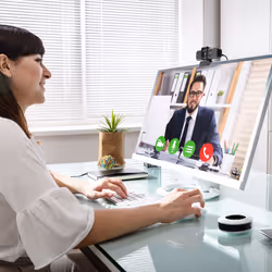 j5create JVU430 USB 4K Ultra HD Webcam, 3840 x 2160 Video Capture Resolution, Black and Silver - Additional view 6
