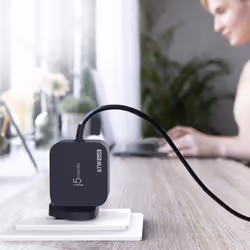 j5create JUP1565DCF3A-FN 67W GaN PD USB-C® Mini Charger with 3 Types of DC Connector - UK - Additional view 6