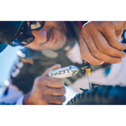 Lezyne TUBELESS CO2 BLASTER CO2 pump - Additional view 6