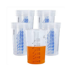 Disposable Flexible Clear Graduated Plastic Mixing Cups Use