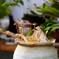 Mushroom Metal Decorative Garden Stakes for Outdoor Spring Decor