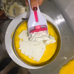 1pcs Cake Batter Home Batter Dispenser Baking Tool