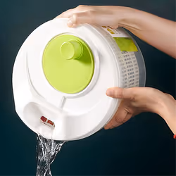 Household vegetable dehydrator, manual water salad spinner