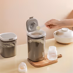 Airtight Coffee Storage Container, 1300ML Plastic Kitchen Canister