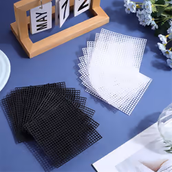 20pcs Plastic Canvas Sheets 10x10cm Plastic Mesh Needlepoint Canvas