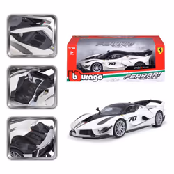 BBURAGO Ferrari FXX-K EVO 1:18 weiss Supercar model Preassembled