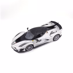 BBURAGO Ferrari FXX-K EVO 1:18 weiss Supercar model Preassembled - Additional view 6