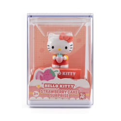 Yume Hello Kitty Hello Kitty Strawberry Cake Surprise Figure