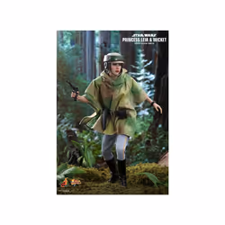 Official Star Wars Princess Leia and Wicket 1:6 Scale Figure
