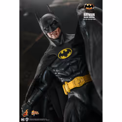 Hot Toys MMS693 - DC Comics - Batman 1989 - Batman Deluxe Version - Additional view 5