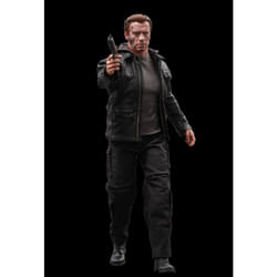 T-800 Guardian Figure from Terminator Genisys - Hot Toys MMS307