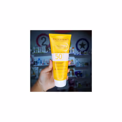 Bioderma Photoderm Lait Ultra Moisturising Lotion, SUN ACTIVE DEFENSE, High-Technology Sun Protection,Ultra-Effective, SPF50+ ...