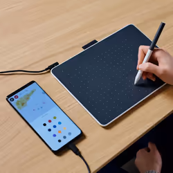 Wacom Intuos One Medium graphic tablet Grey, White 216 x 135 mm USB/Bluetooth