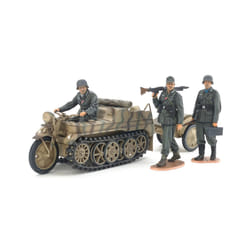 Tamiya Sd.Kfz. 2 Infantry transporter vehicle model Assembly kit 1:35