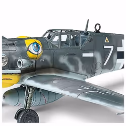 Tamiya Messerschmitt Bf109 G-6 Fixed-wing aircraft model Assembly kit 1:72
