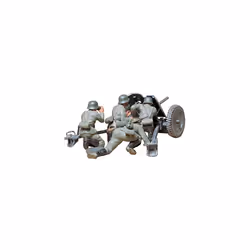 Tamiya Pak 35/36Â anti-tank gun model kit, WWII period, with figurines (4), 300035035, 1:35, 3.7 cm