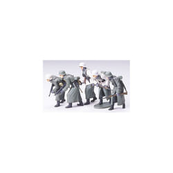 Tamiya 35256 German Infantry WW2Â Winter Model Kit Scale 1:35