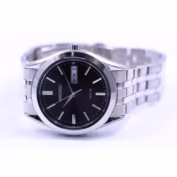 Seiko Men's SBPX083 (SPIRIT Solar Men's) Round Watch Silver Stainless Analog