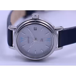 ORIENT Women's WI0081WG (iO Solar Women's) Round Watch Navy Stainless Analog