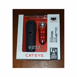Cateye Sync Core And Kinetic Light Set 500 lumens.