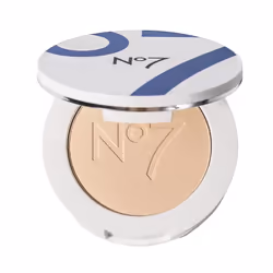 No7 Lift & Luminate Triple Action Powder - Light - Pressed Makeup Setting Powder for Face - Compact Setting Powder Reduces th ...