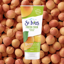 St. Ives Invigorating Apricot Facial Scrub, 150 ml