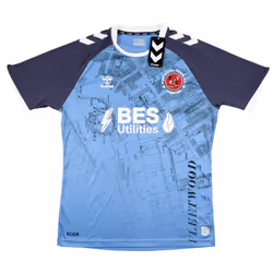 2022-2023 Fleetwood Town Away Shirt - M