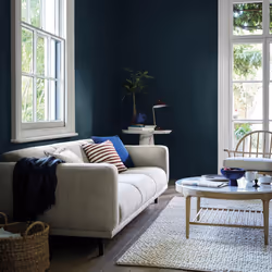 Crown Matt Paint Emulsion Walls & Ceilings 2.5L - Endeavour