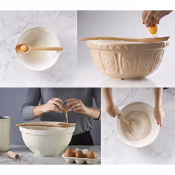 Mason Cash Innovative Kitchen Slotted Spoon, Wood, Beige, 32.6 x 6.8 x 2.4 cm